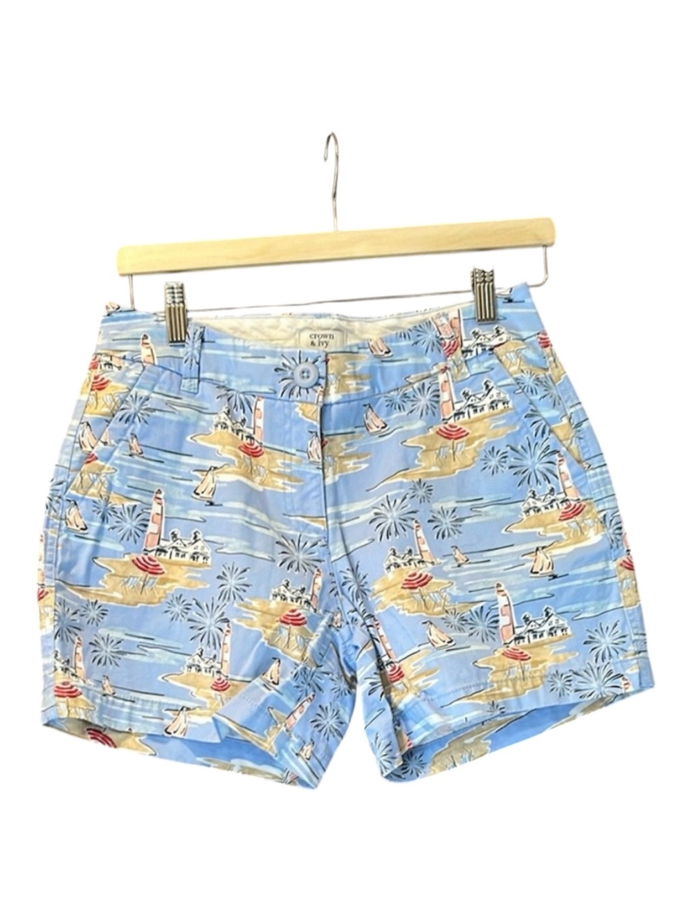 Crown & Ivy Caroline 5" Shorts Size 2 Chino Scenic Lighthouse Print Beach